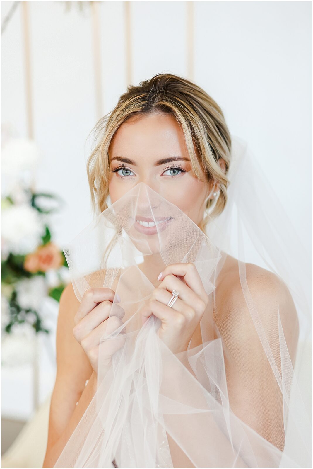 bride photo with wedding veil