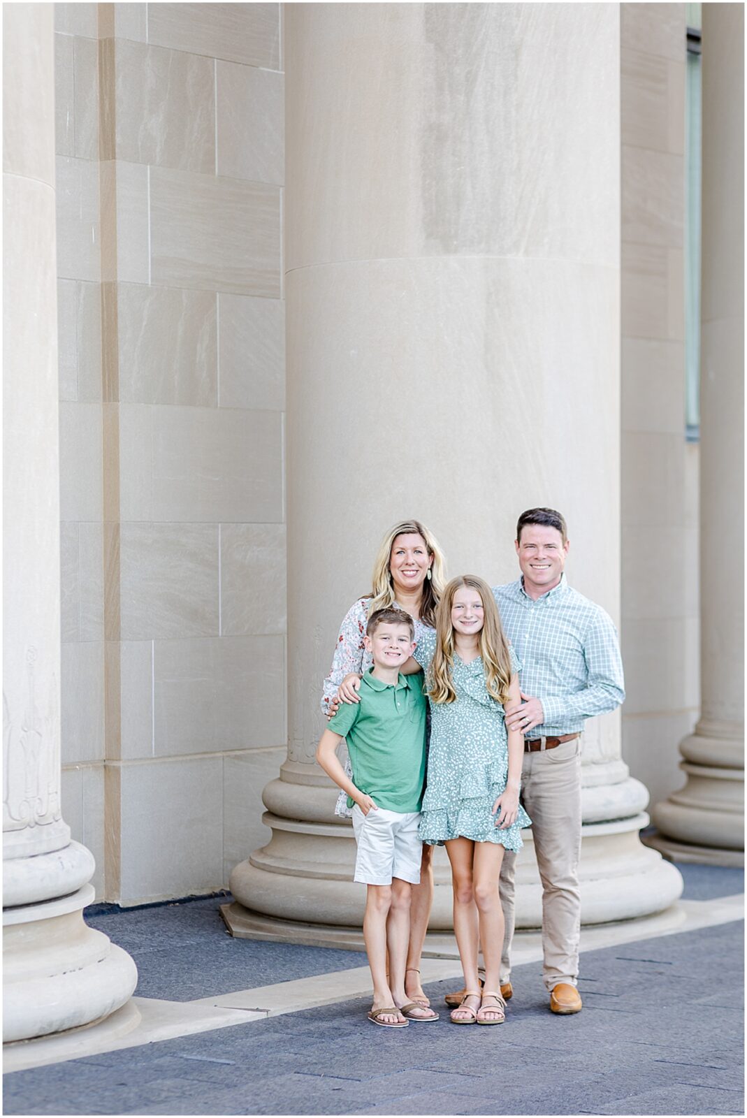 cute family - Kansas City Family Portrait Poses & Outfits Inspiration - multi generational family portraits - Overland Park based photographer - summer family photos outdoor