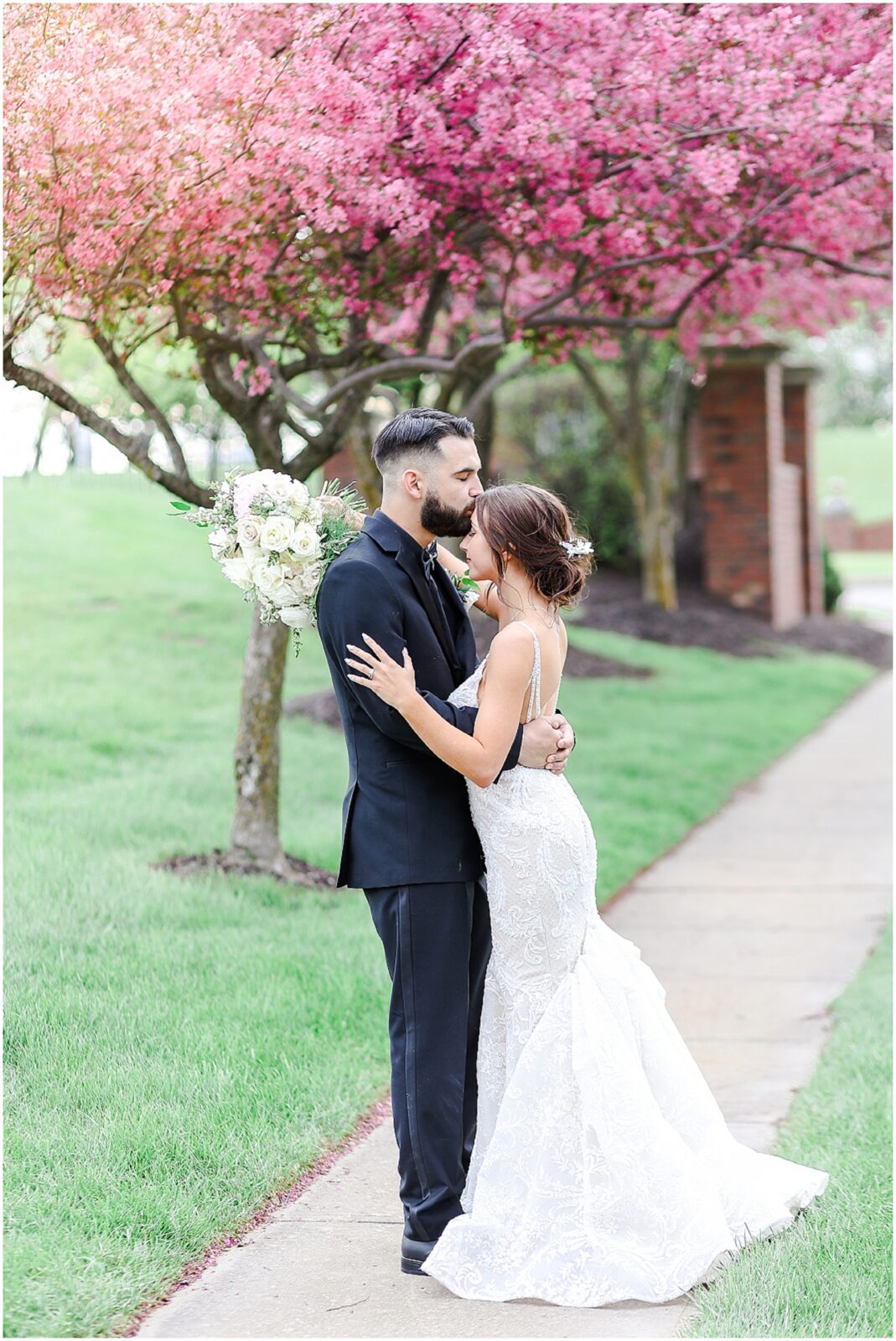 romantic timeless wedding photography at kansas city executive hills polo club - kc wedding photographer 