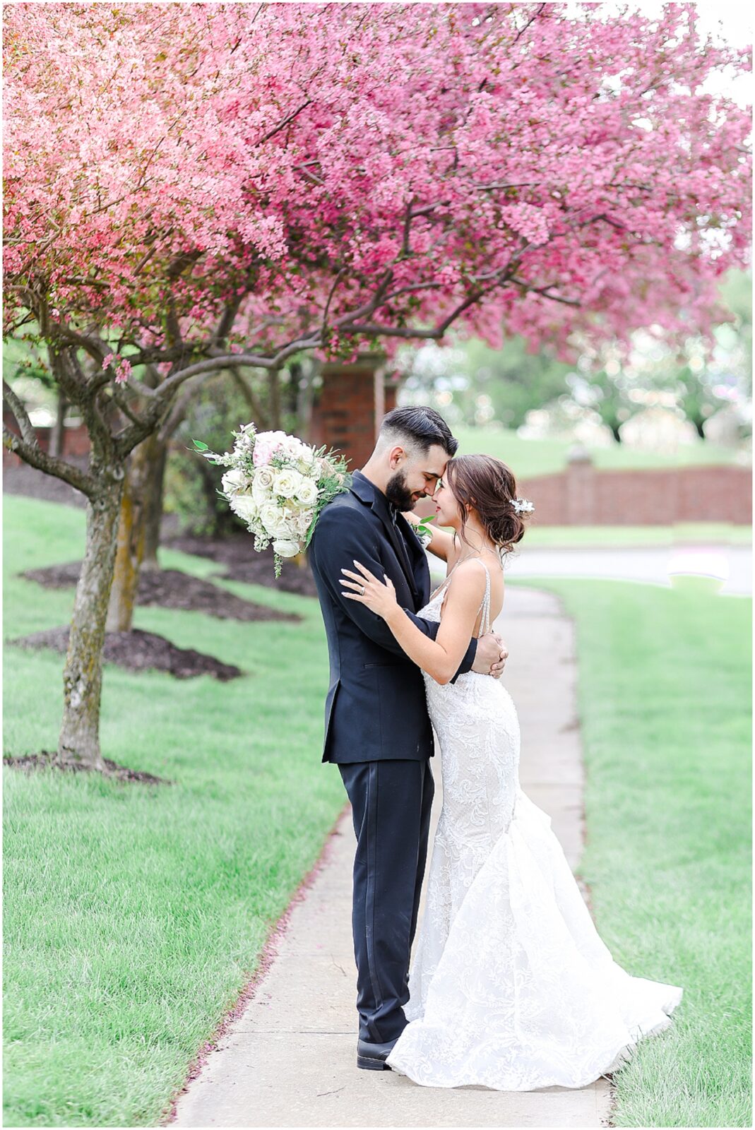 romantic timeless wedding photography at kansas city executive hills polo club - kc wedding photographer 