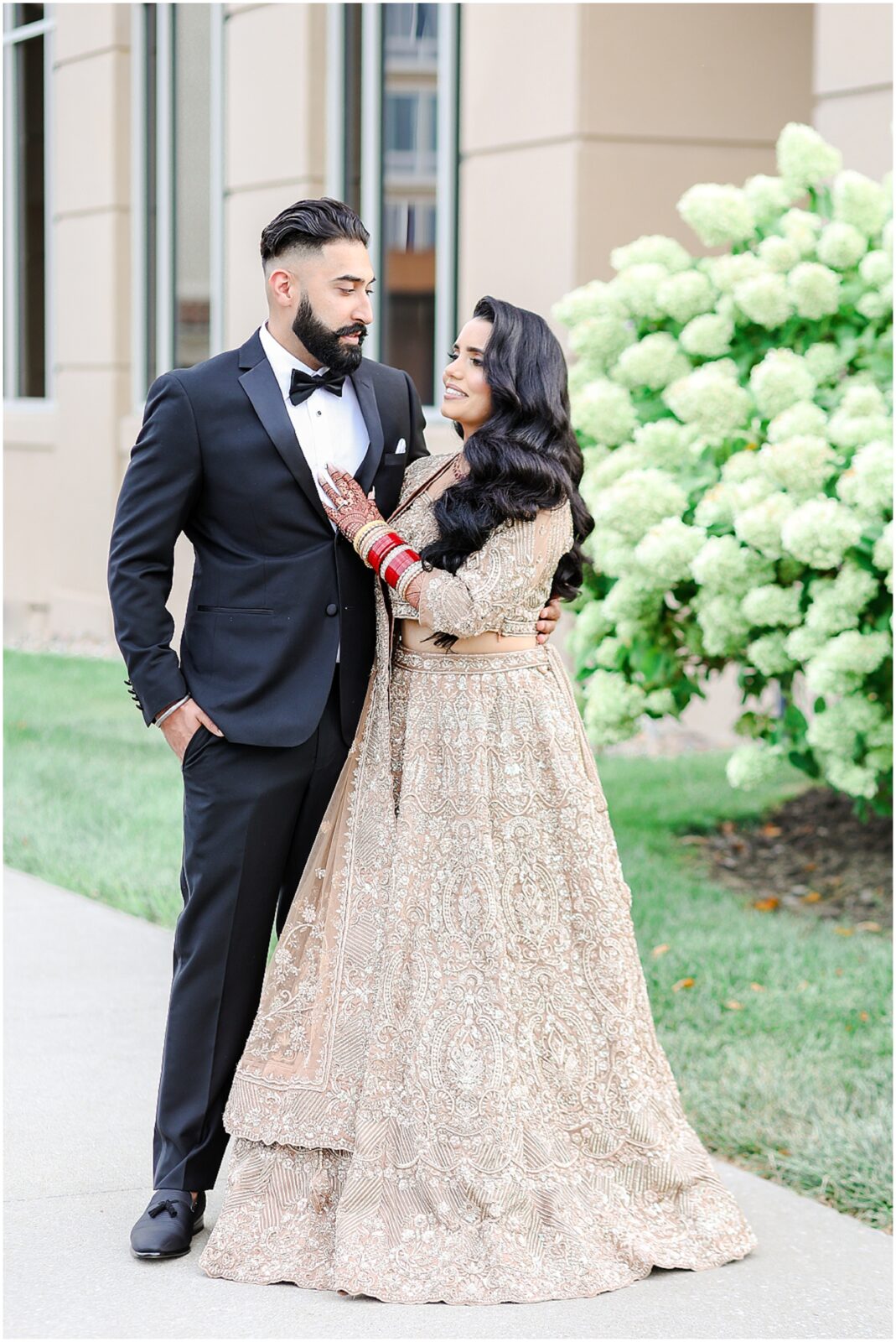 Sikh Indian Punjabi South Asian Wedding Photography - Wedding Outfit - Indian wedding Outfit - Indian Wedding Photographer - Kansas City & STL & California Wedding Photographer - Mariam Saifan Photography