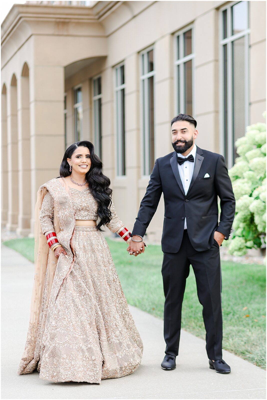 beautiful indian bridal makeup - indian wedding photography - south asian wedding photographer in kansas city & stl - indian wedding outfit - sikh indian wedding kansas city and stl wedding photography and videography