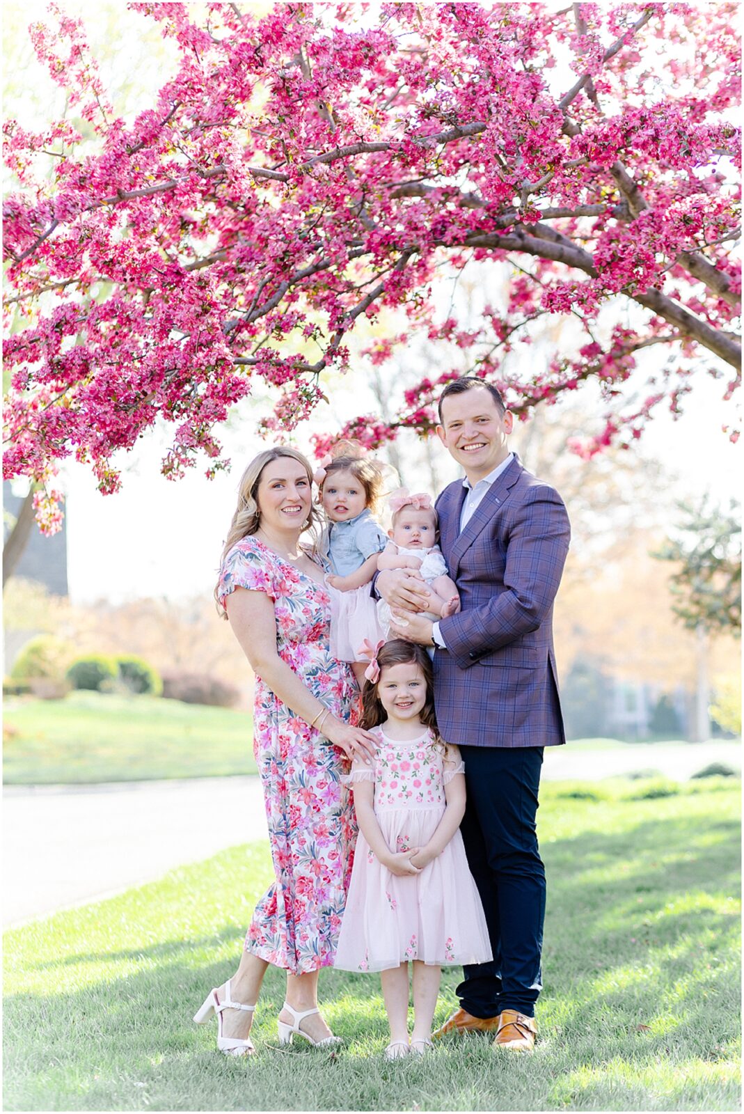 Spring family portraits - family portrait photographer - kansas city - overland park 