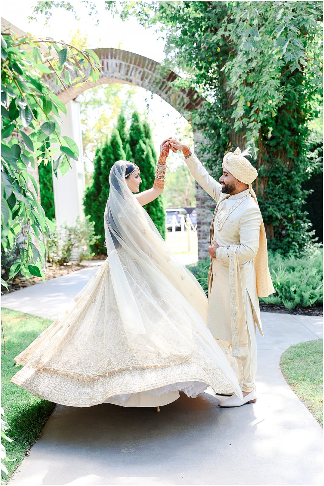 Kansas City STL Arizona Destin Florida South Asian Wedding Photographer - Arkansas The Ballroom on I Street Hindu Indian South Asian Wedding Photographer