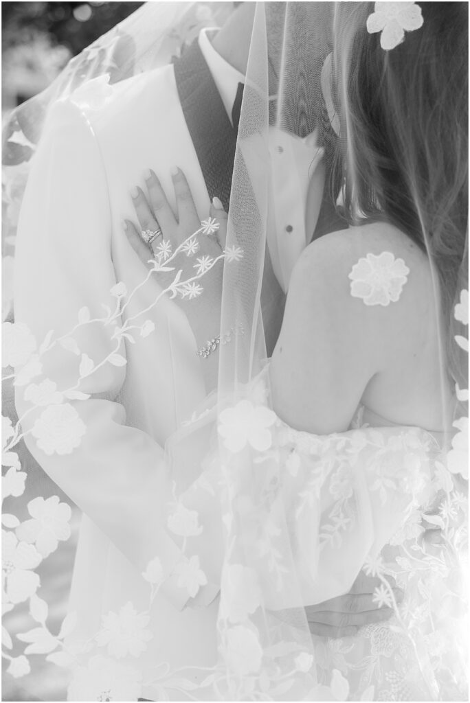 Hawthorne House Wedding - Timeless Joyful Colorful Summer Wedding - Kansas City Wedding Photographer