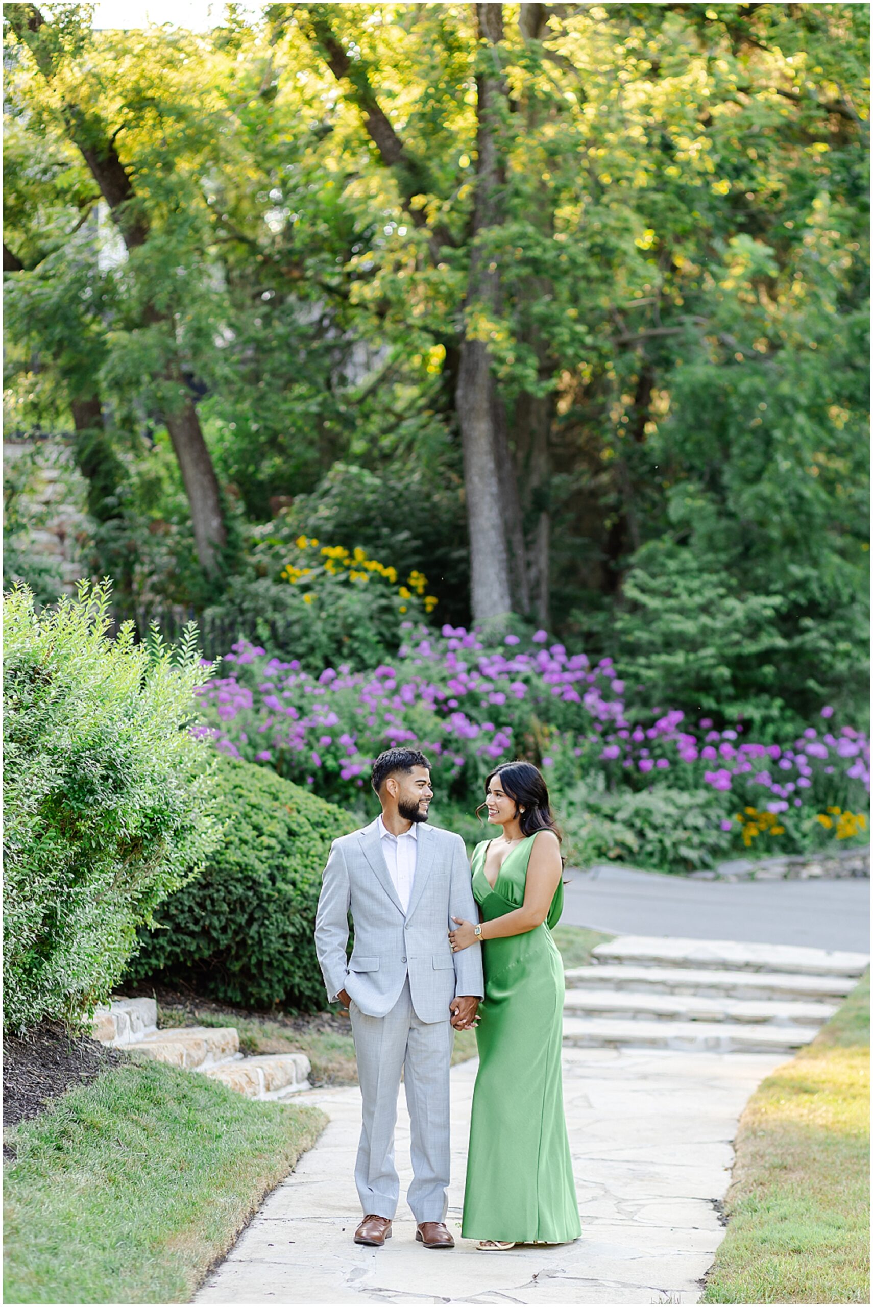 romantic kansas city engagement session - young and youthful photos - new style wedding modern photography - fusion indian wedding photography - stl - kc - arkansas  - mariam saifan photography 
