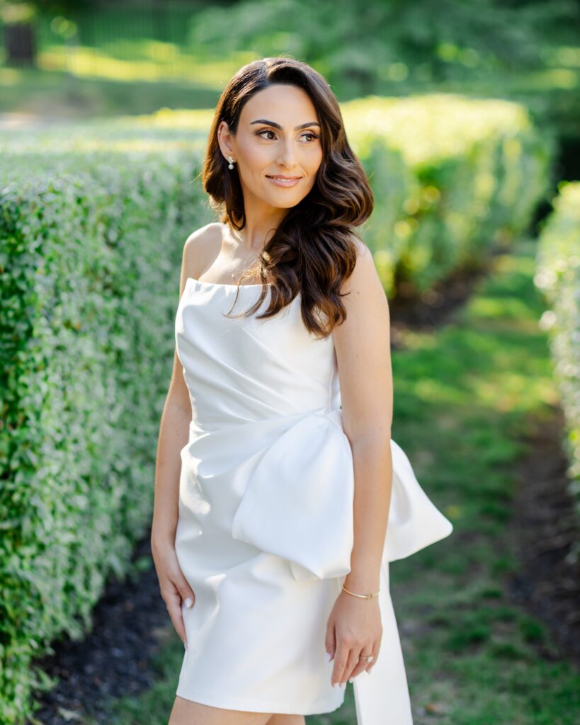 Elegant wedding portraits at the Nelson-Atkins Museum of Art captured by a Kansas City and Overland Park wedding photographer.